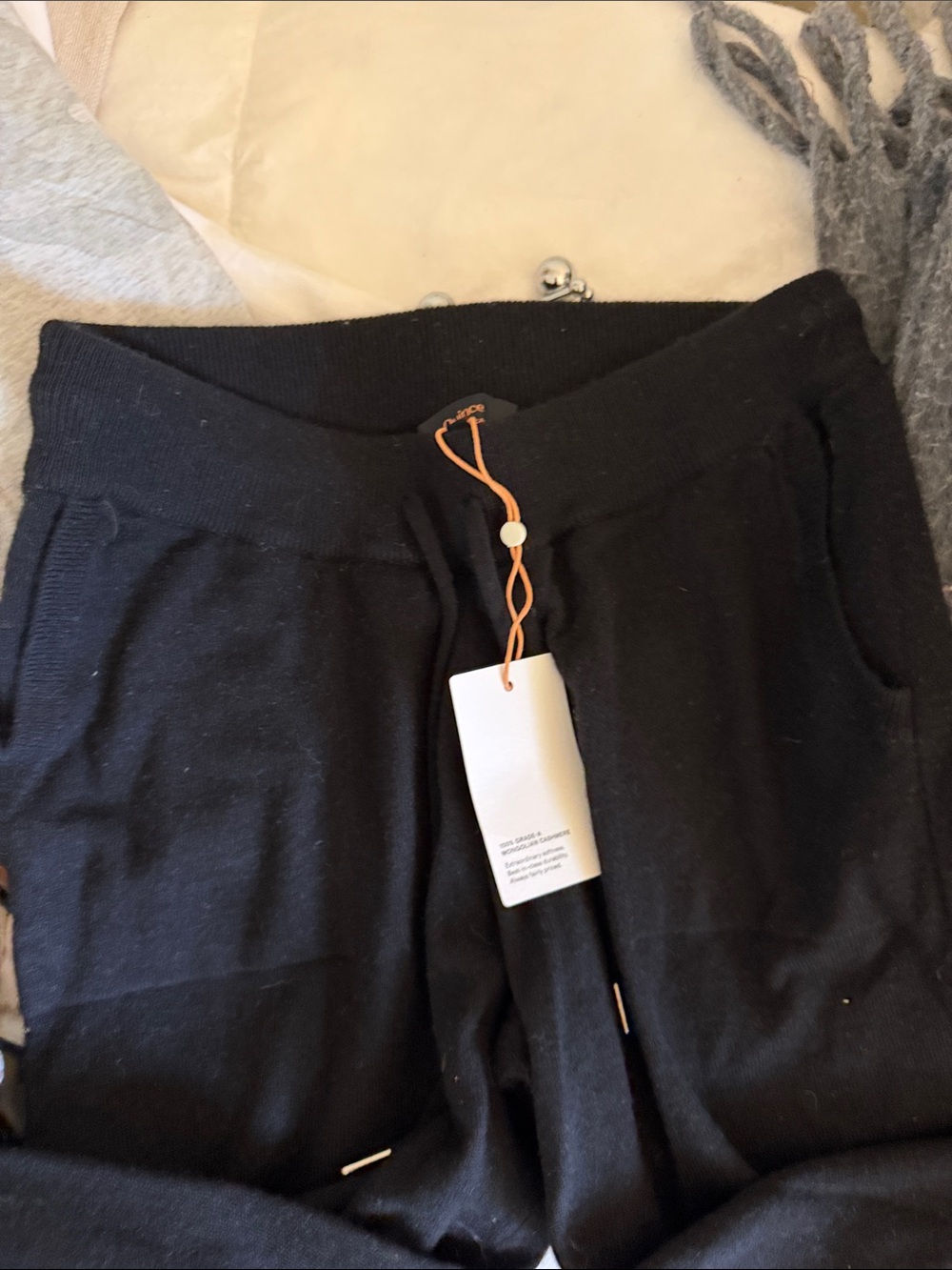 Quince Black cashmere Straight-Leg Knit Pants small